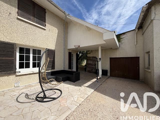Vente Maison 7 pièces 172 m2 Saint Germain du Plain