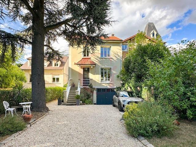 Vente Maison 7 pièces 173 m2 Bourg la Reine