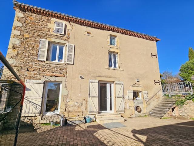 Vente Maison 7 pièces 173 m2 Chauriat