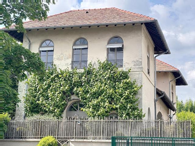 Vente Maison 7 pièces 173 m2 Versailles