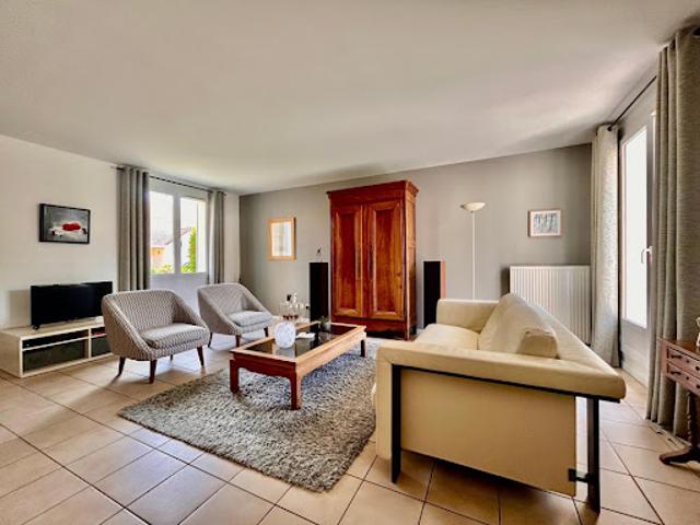 Vente Maison 7 pièces 184 m2 Mennecy