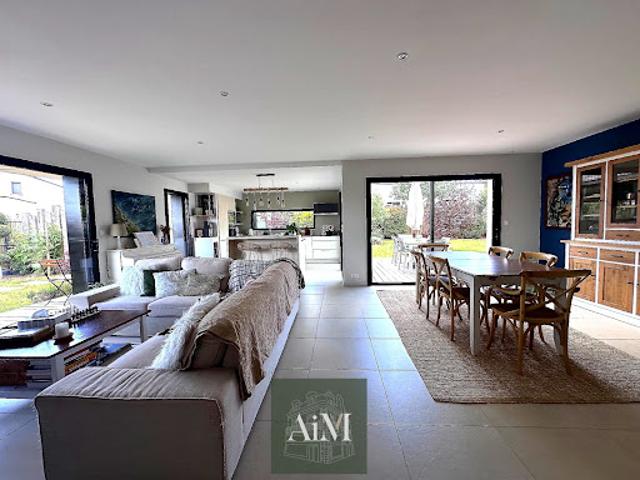 Vente Maison 7 pièces 184 m2 Billiers