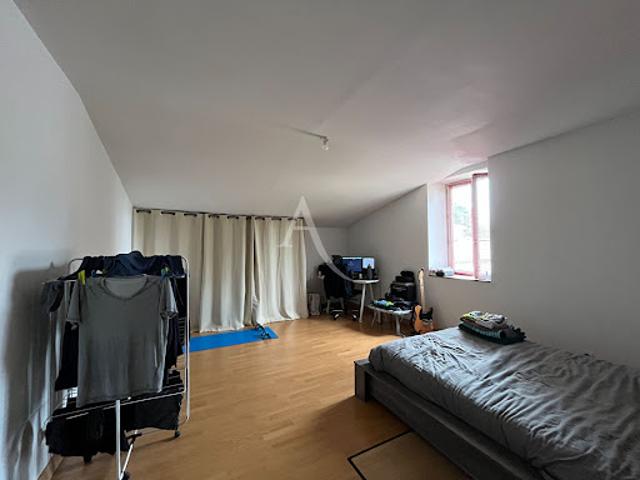 Vente Maison 7 pièces 184 m2 Fontenay le Comte