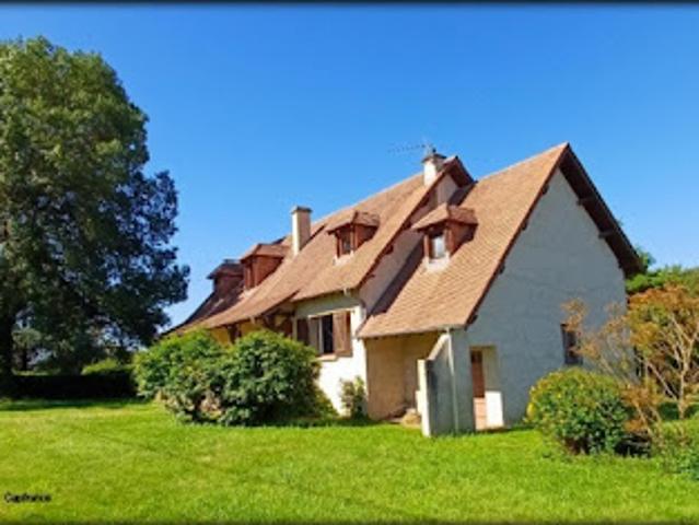 Vente Maison 7 pièces 184 m2 Lembeye
