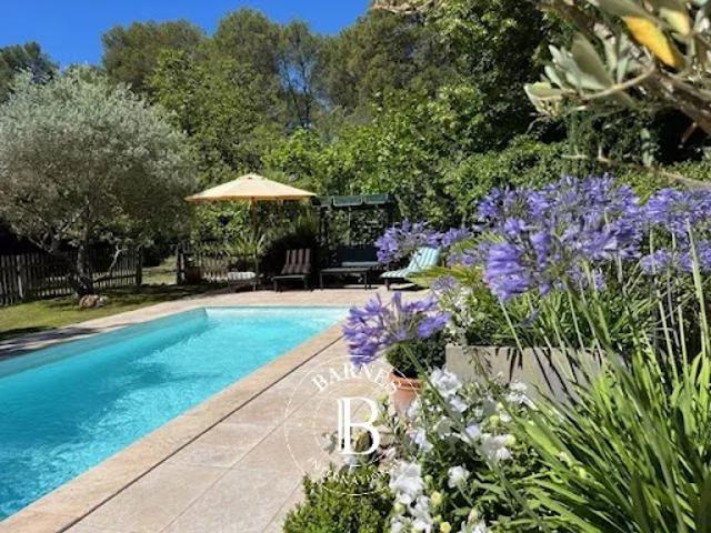 Vente Maison 7 pièces 184.1 m2 Aix en Provence