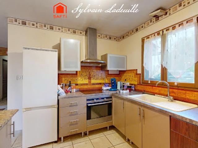 Vente Maison 7 pièces 185 m2 Audrix