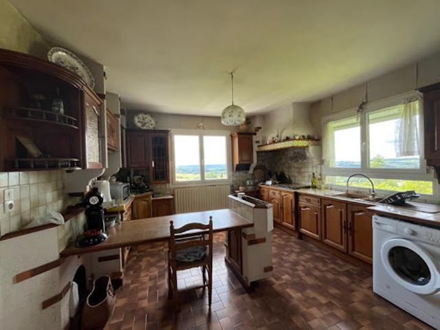 Vente Maison 7 pièces 185 m2 Beaugas