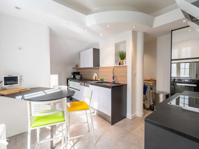 Vente Maison 7 pièces 185 m2 Bourges