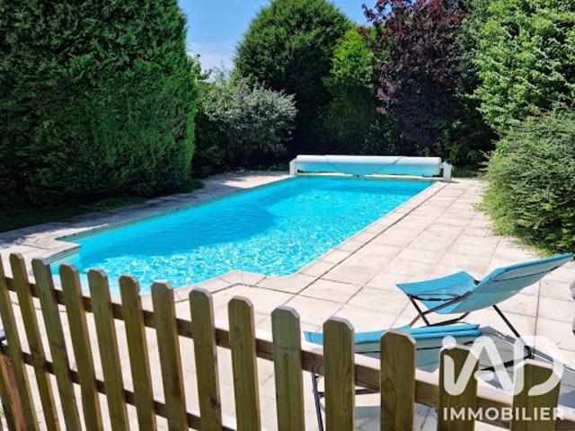 Vente Maison 7 pièces 185 m2 Crécy la Chapelle