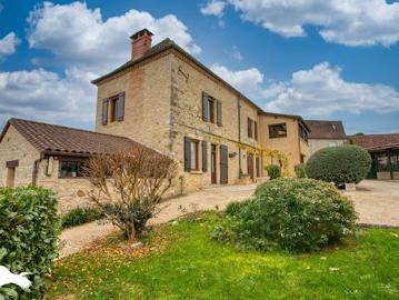 Vente Maison 7 pièces 185 m2 Gourdon