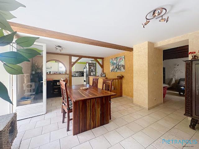Vente Maison 7 pièces 185 m2 Pierreclos