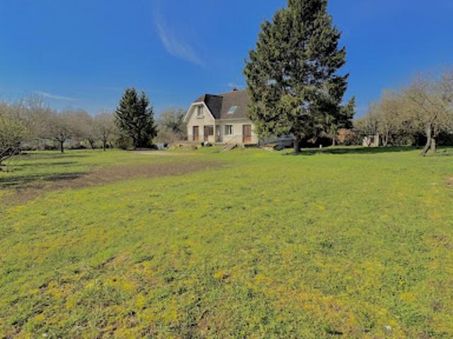 Vente Maison 7 pièces 185 m2 Saint Loup de Buffigny