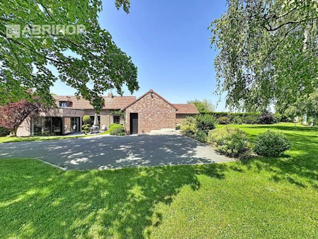 Vente Maison 7 pièces 186 m2 Cysoing