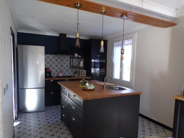 Vente Maison 7 pièces 186 m2 La Tour d'Aigues