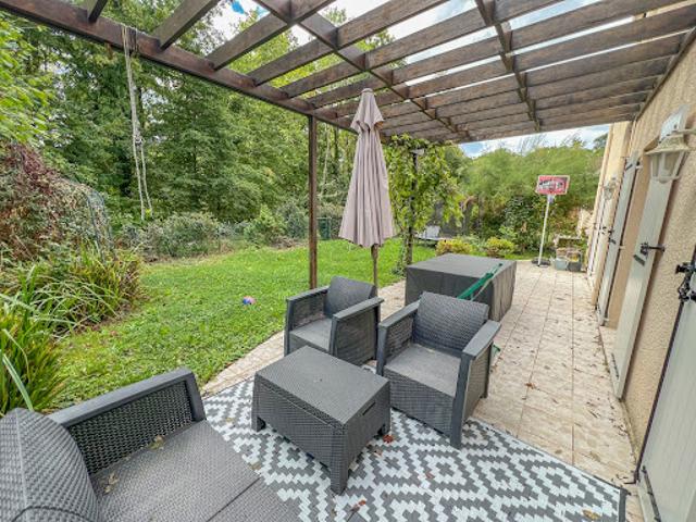 Vente Maison 7 pièces 186 m2 Le Mesnil Saint Denis