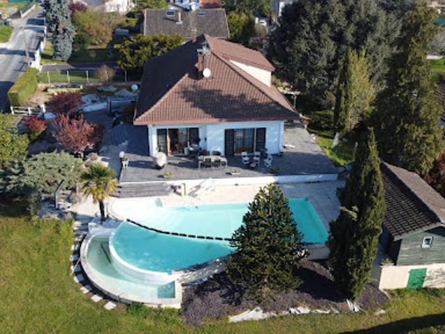 Vente Maison 7 pièces 186 m2 Péronnas