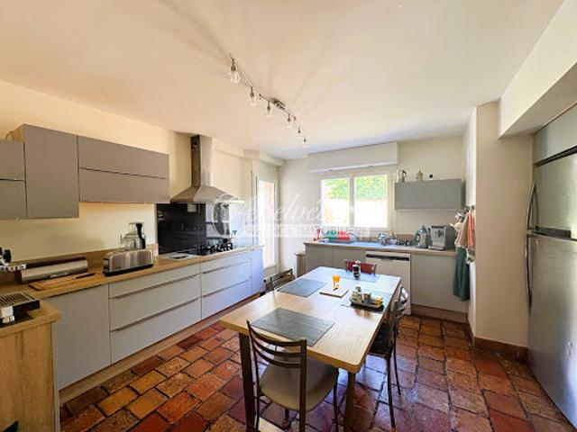 Vente Maison 7 pièces 186 m2 Saint Prix