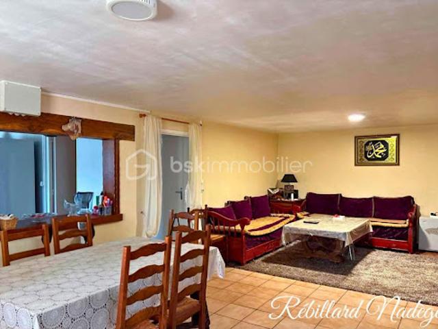 Vente Maison 7 pièces 186 m2 Sens
