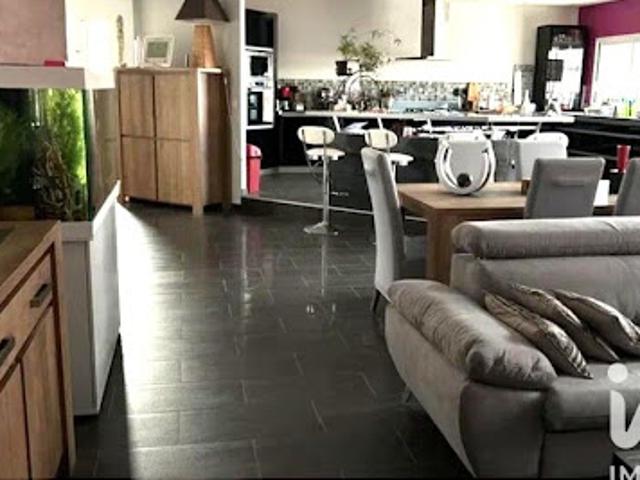 Vente Maison 7 pièces 186 m2 Tarbes