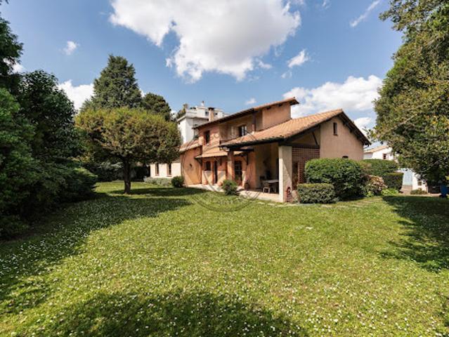 Vente Maison 7 pièces 186 m2 Toulouse