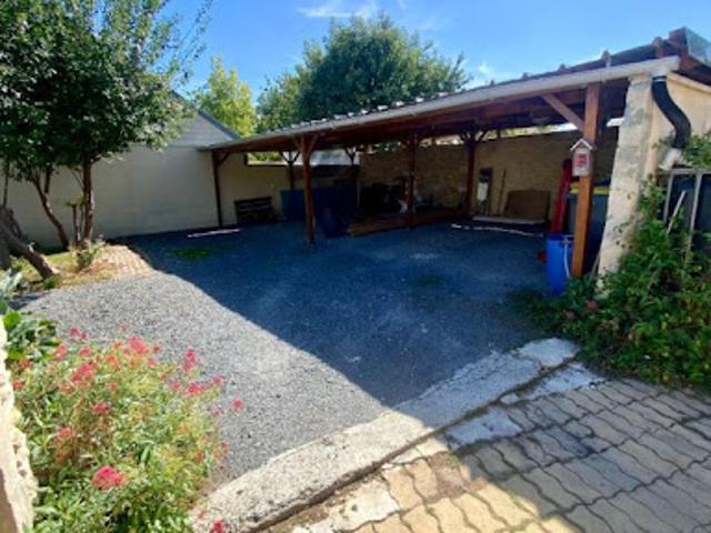 Vente Maison 7 pièces 187 m2 Castine en Plaine