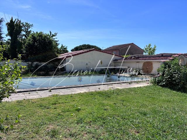 Vente Maison 7 pièces 187 m2 Roques
