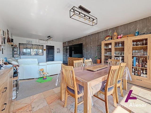 Vente Maison 7 pièces 187 m2 Salles