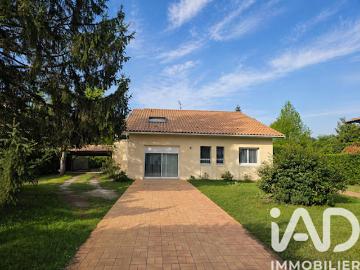 Vente Maison 7 pièces 188 m2 Pessac