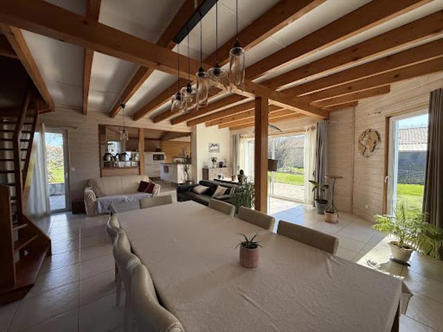 Vente Maison 7 pièces 188 m2 Vue