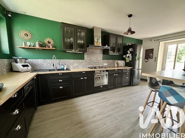 Vente Maison 7 pièces 189 m2 Argentonnay
