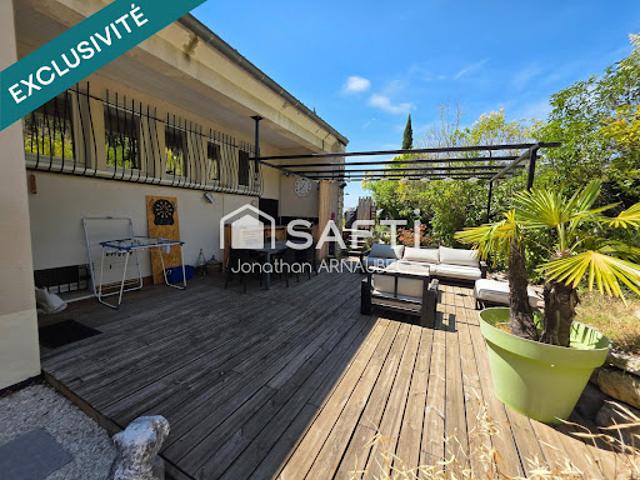 Vente Maison 7 pièces 189 m2 Château Arnoux Saint Auban