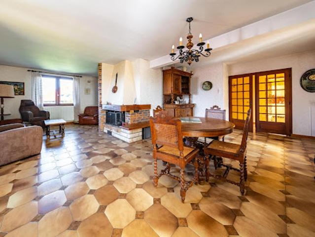 Vente Maison 7 pièces 189 m2 Fontaine lès Dijon