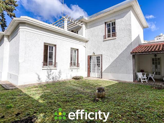 Vente Maison 7 pièces 189 m2 Lyon 3ème