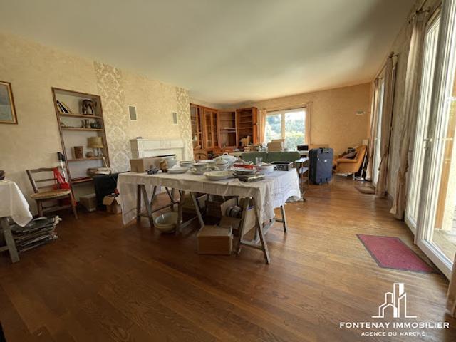 Vente Maison 7 pièces 189.12 m2 Fontenay le Comte