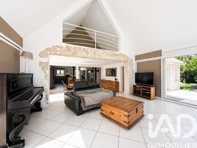Vente Maison 7 pièces 180 m2 Angicourt