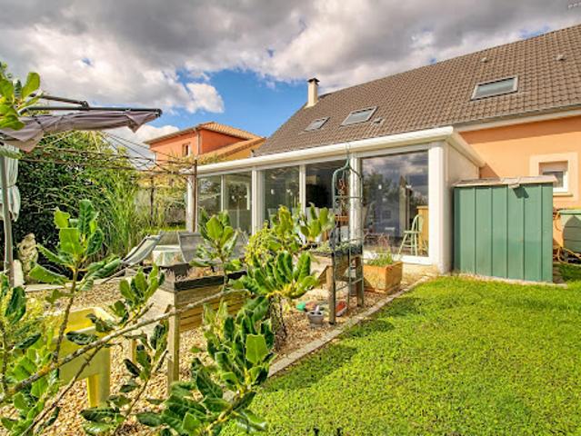 Vente Maison 7 pièces 180 m2 Bouzonville