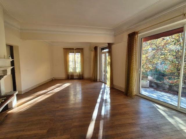 Vente Maison 7 pièces 180 m2 Cahors
