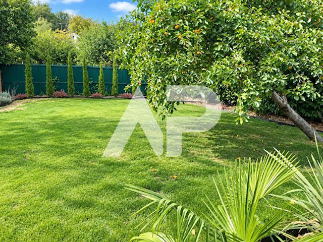 Vente Maison 7 pièces 180 m2 Chaville