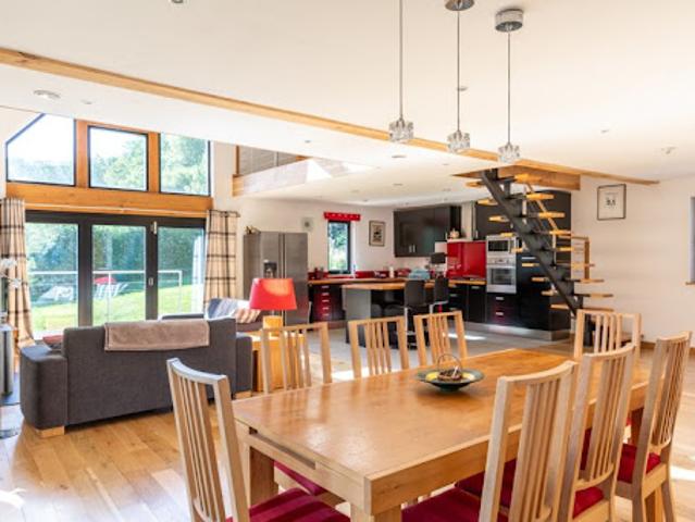 Vente Maison 7 pièces 180 m2 Cherveix Cubas