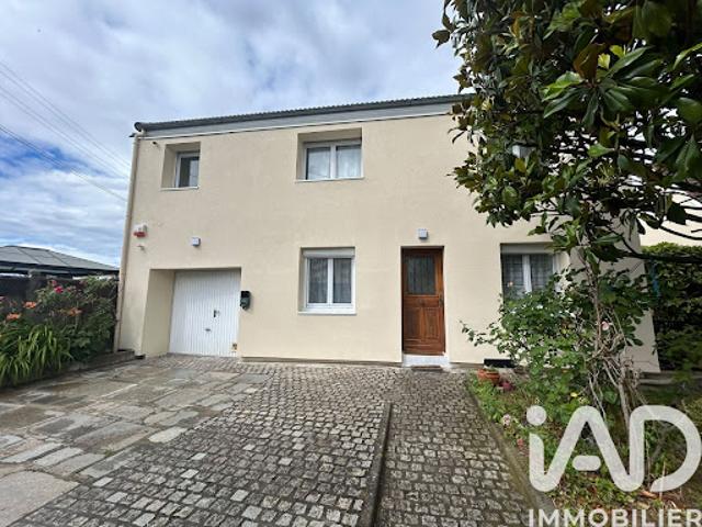 Vente Maison 7 pièces 180 m2 Chilly Mazarin