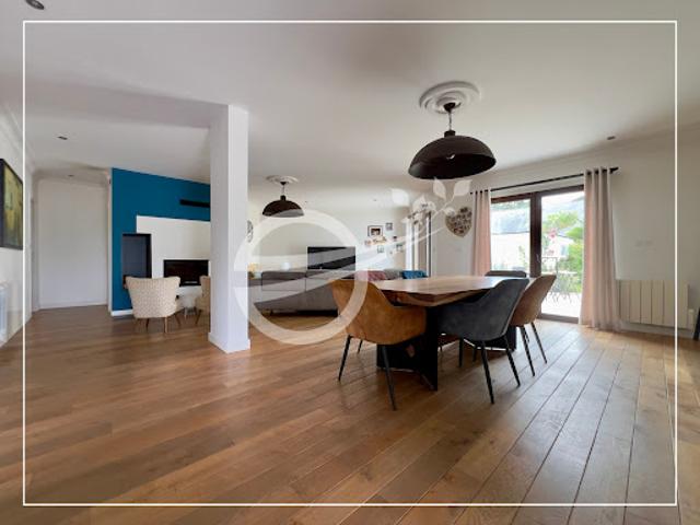 Vente Maison 7 pièces 180 m2 Erbray