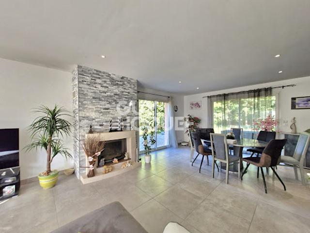 Vente Maison 7 pièces 180 m2 Lèves