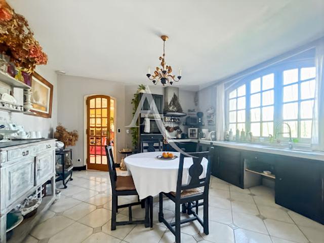 Vente Maison 7 pièces 180 m2 Saint Amans du Pech