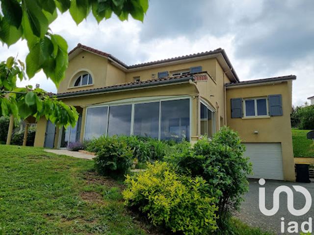 Vente Maison 7 pièces 180 m2 Saint Galmier