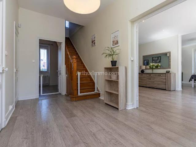 Vente Maison 7 pièces 180.37 m2 Saint Genix les Villages