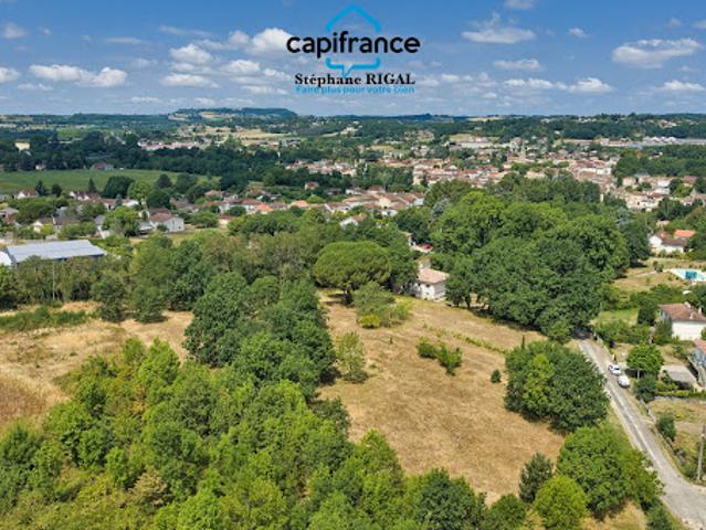Vente Maison 7 pièces 181 m2 Montayral