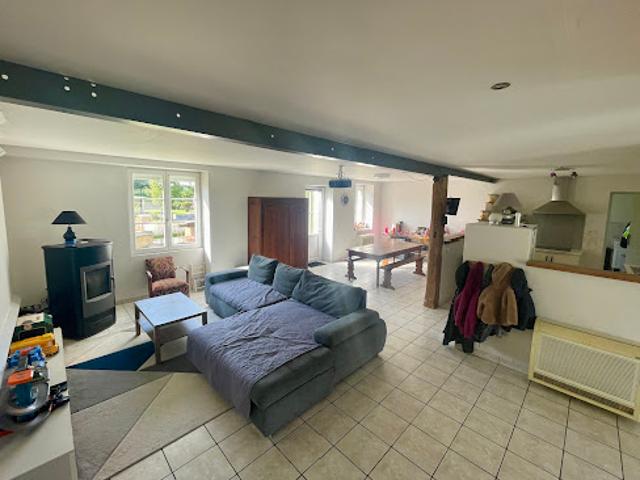 Vente Maison 7 pièces 181.71 m2 Saint Amand Montrond