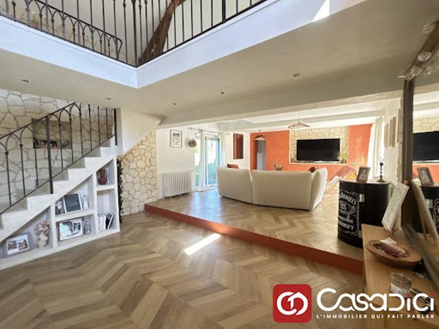 Vente Maison 7 pièces 181.9 m2 Dornes