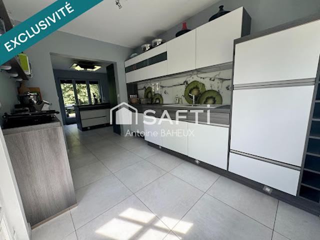 Vente Maison 7 pièces 182 m2 Douai