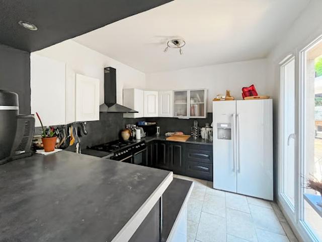 Vente Maison 7 pièces 182 m2 La Crau